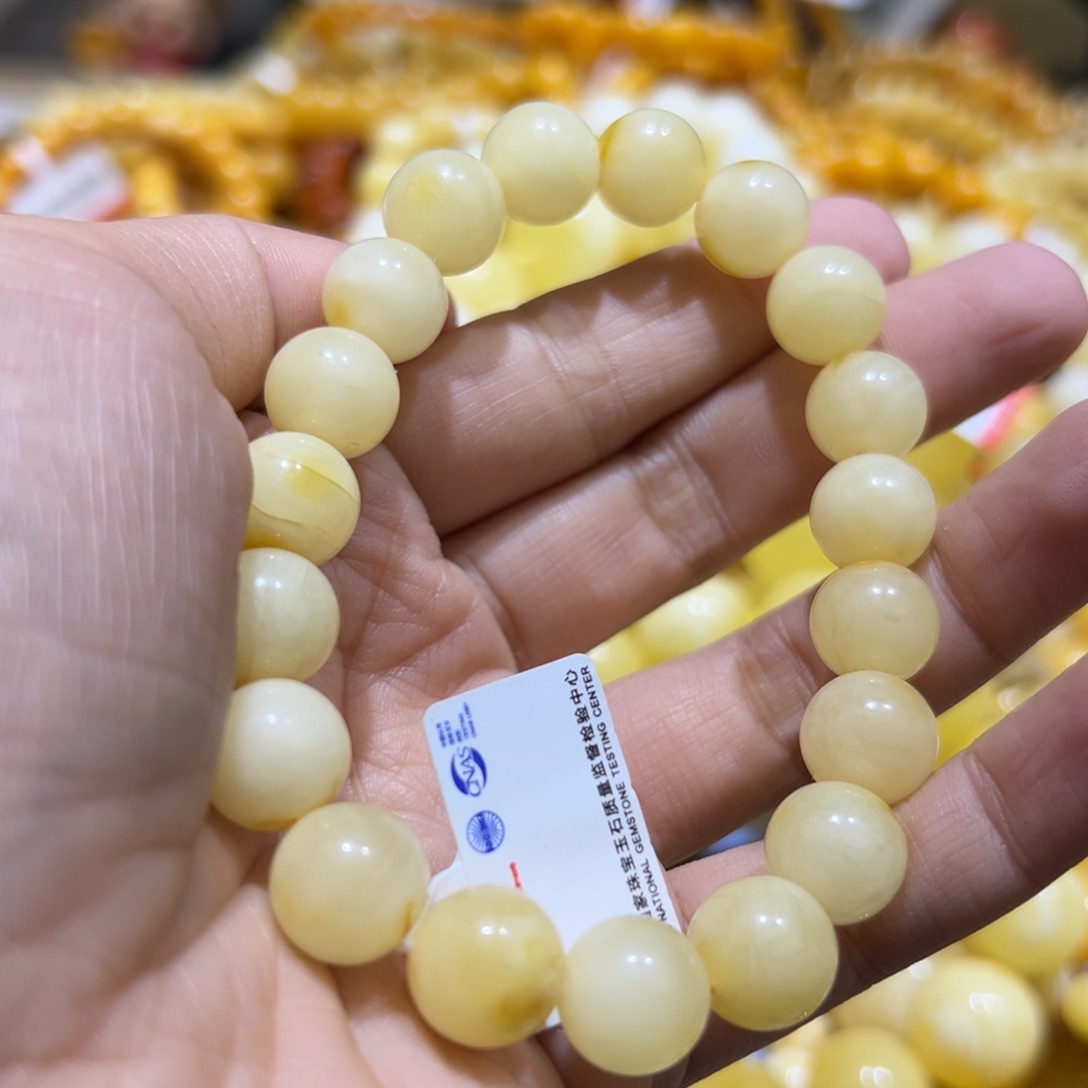 琥珀珠宝奇石未镶嵌