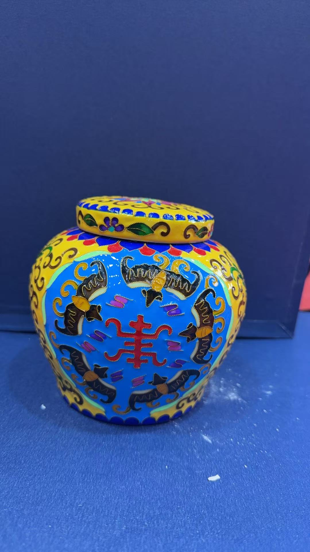 景德镇陶瓷景泰蓝瓷罐