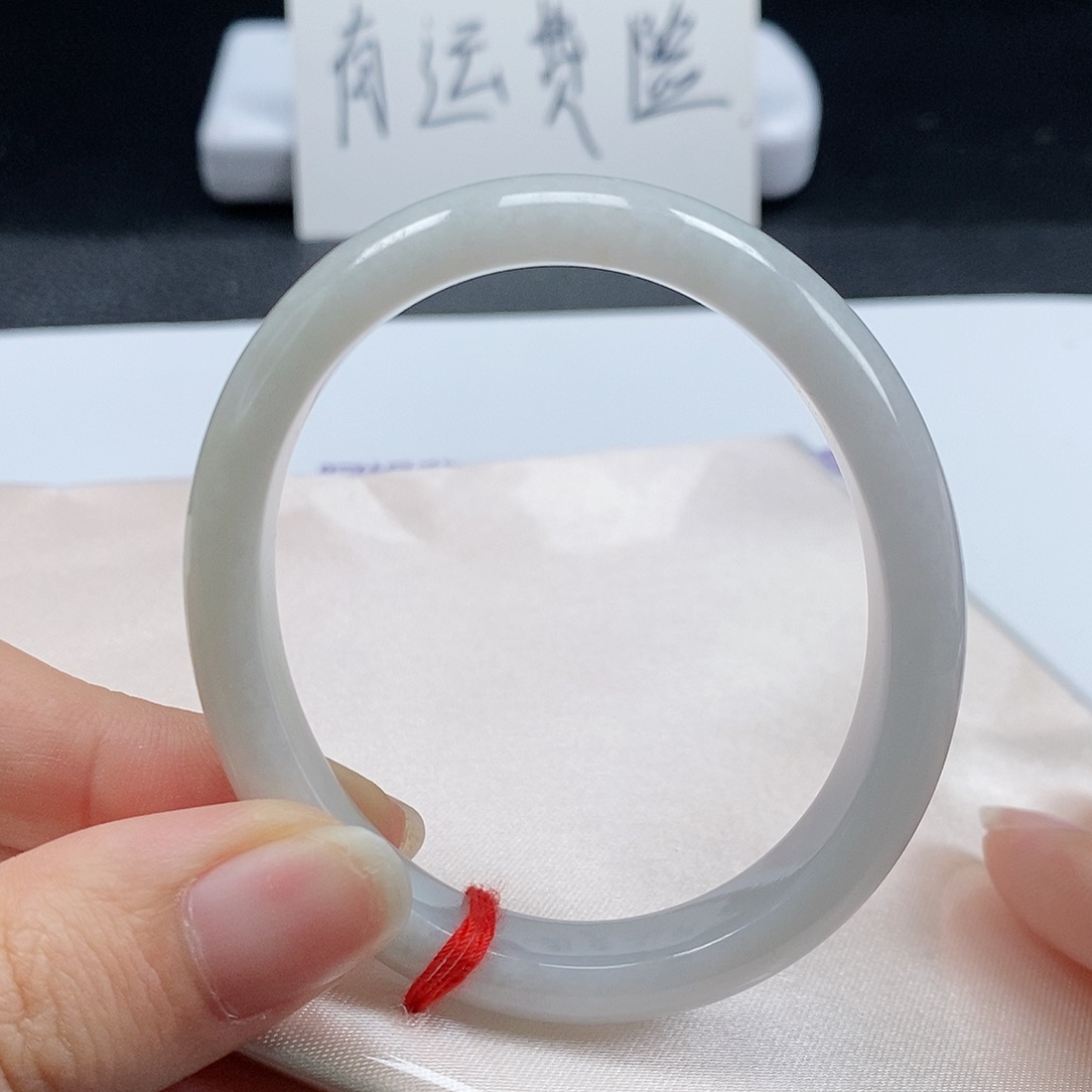 【闪购商品】翡翠手镯（贵妃镯）未镶嵌212号