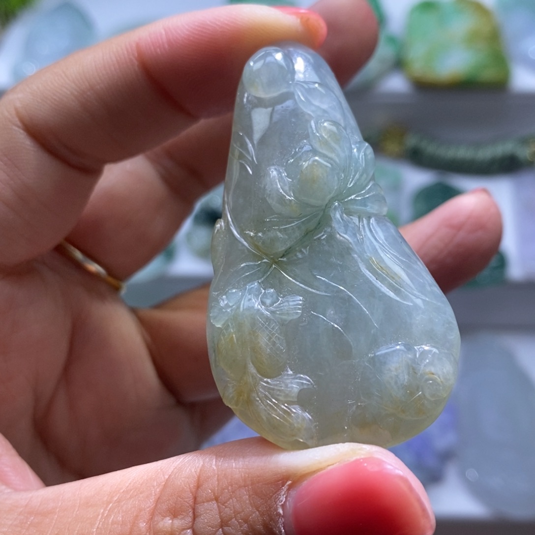 【闪购商品】翡翠颈饰未镶嵌鱼