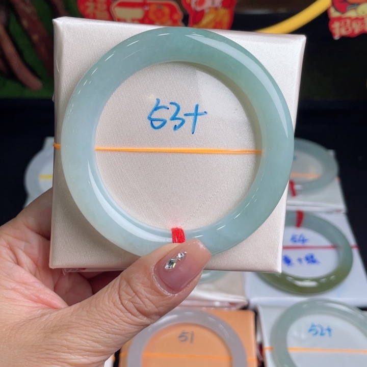 翡翠手镯未镶嵌缅甸翡翠手镯8