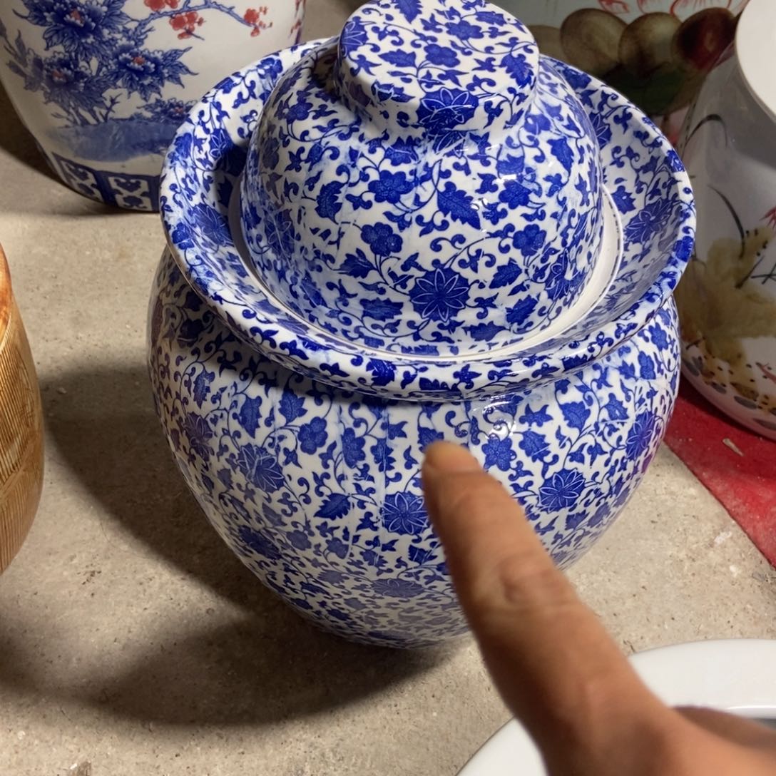 瓷片景德镇陶瓷罐一个