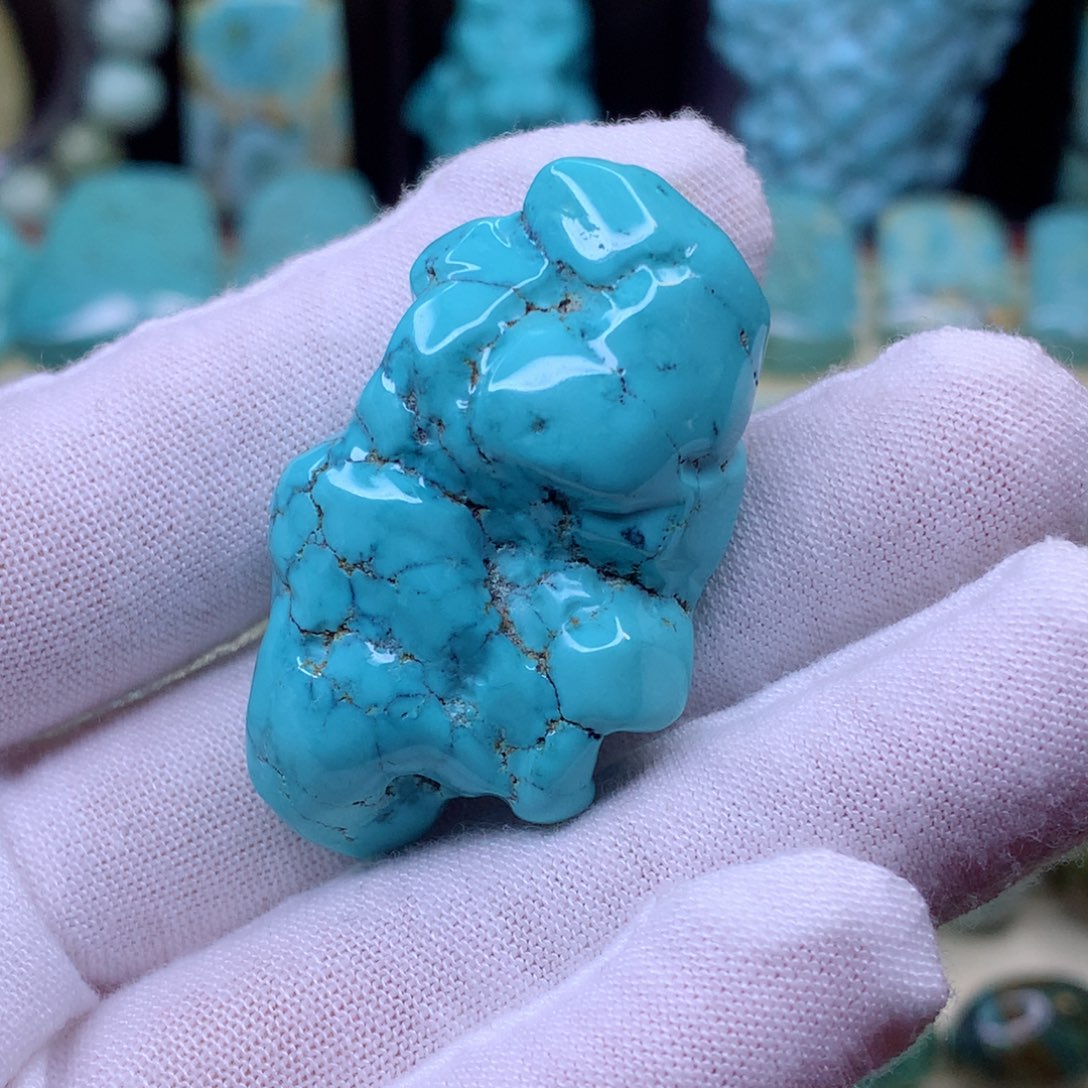 绿松石颈饰未镶嵌