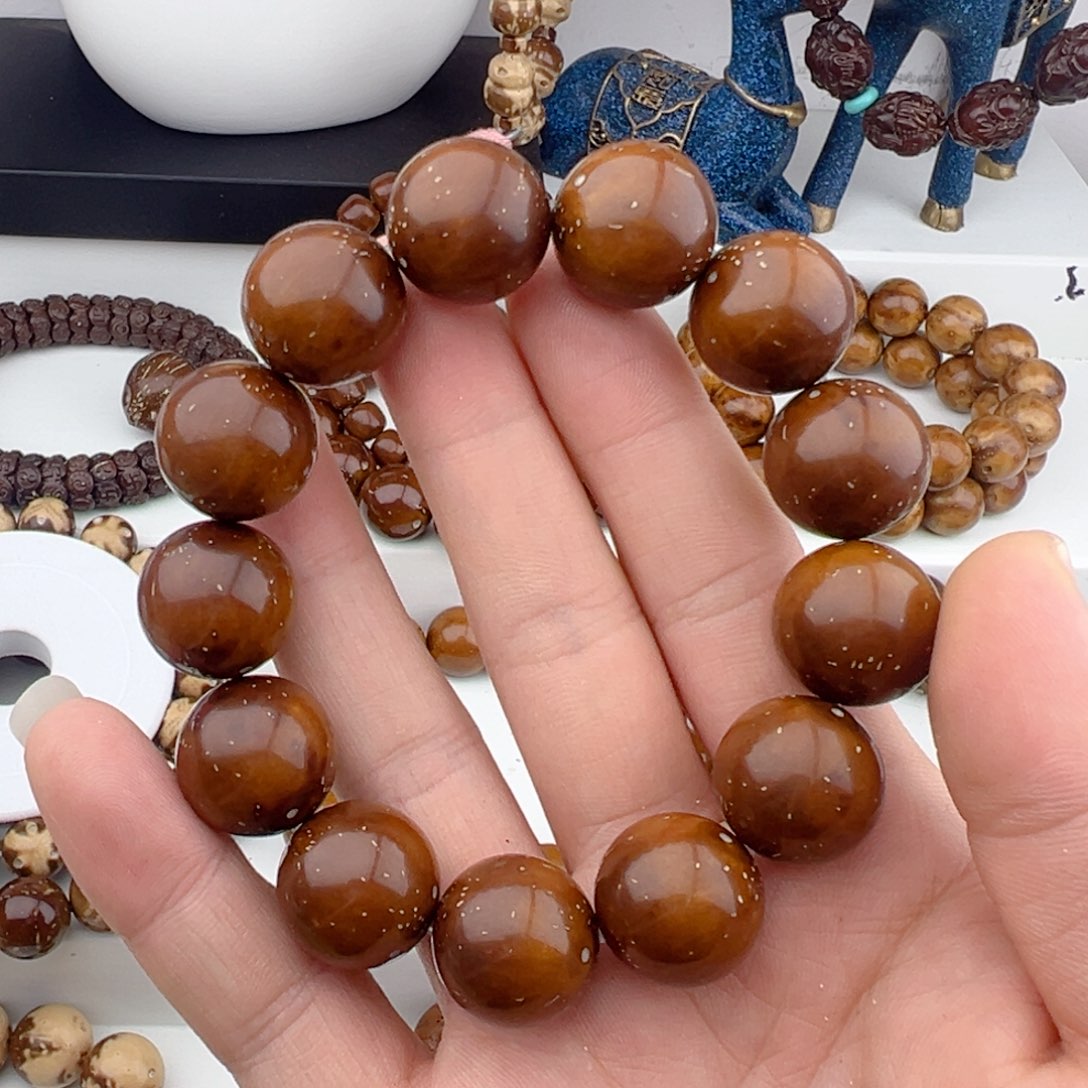 紫金鼠手串焦****由精品光珠18