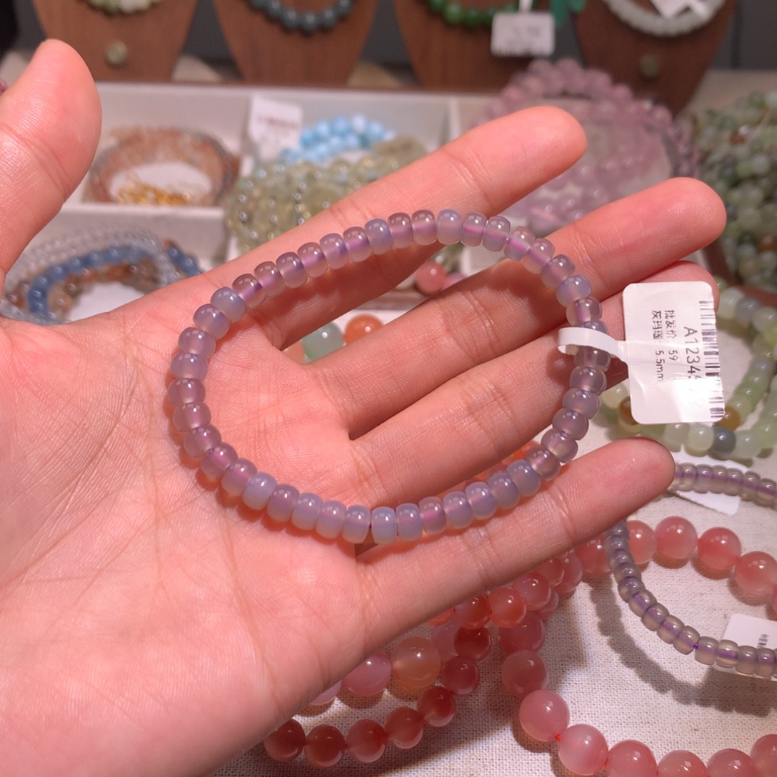 柒****和田玉未镶嵌手链