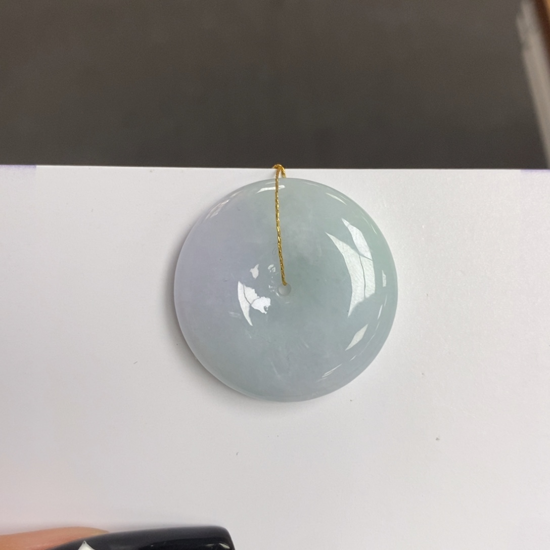 颈饰未镶嵌翡翠平安扣