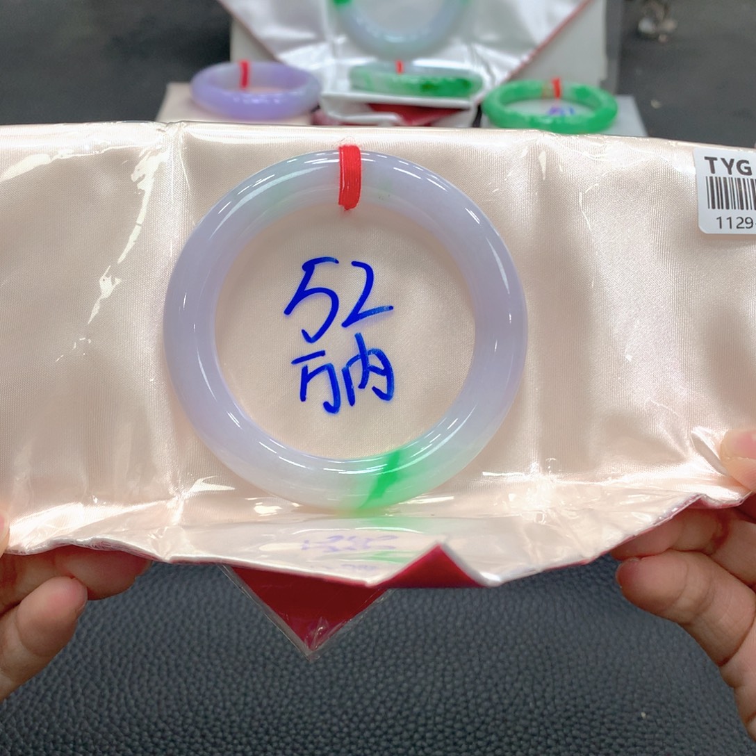 翡翠未镶嵌手镯12