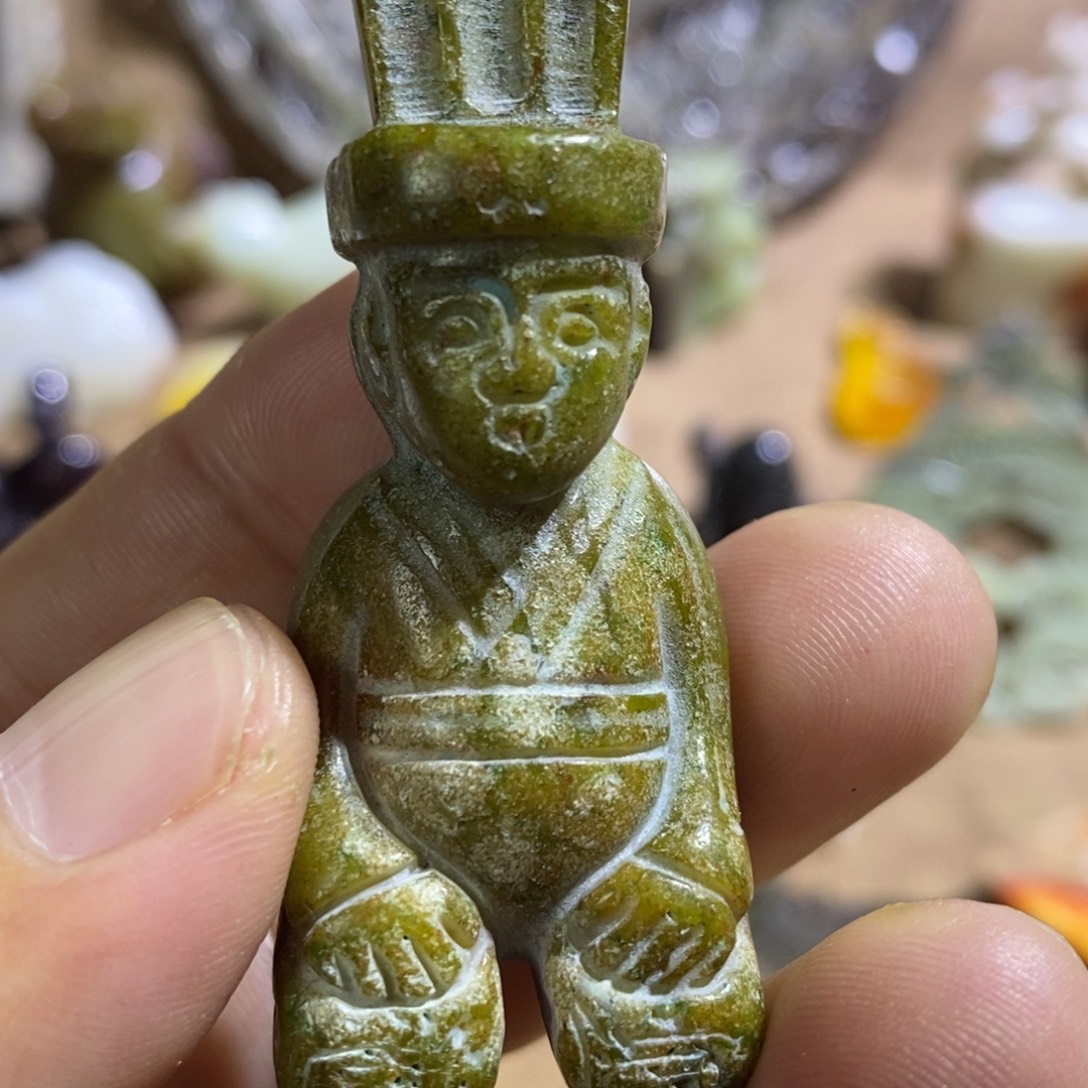 和田玉（糖玉）未镶嵌挂件