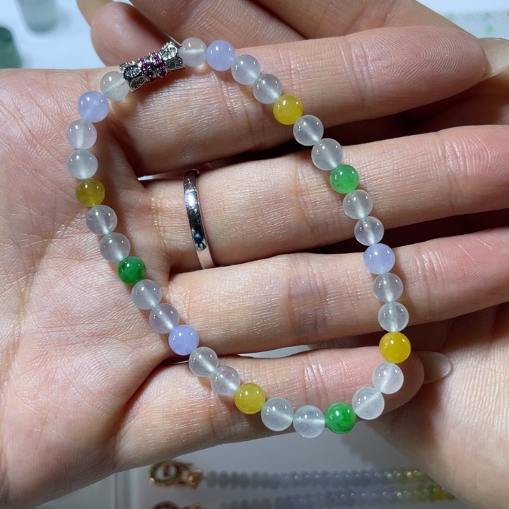 翡翠未镶嵌颈饰手串