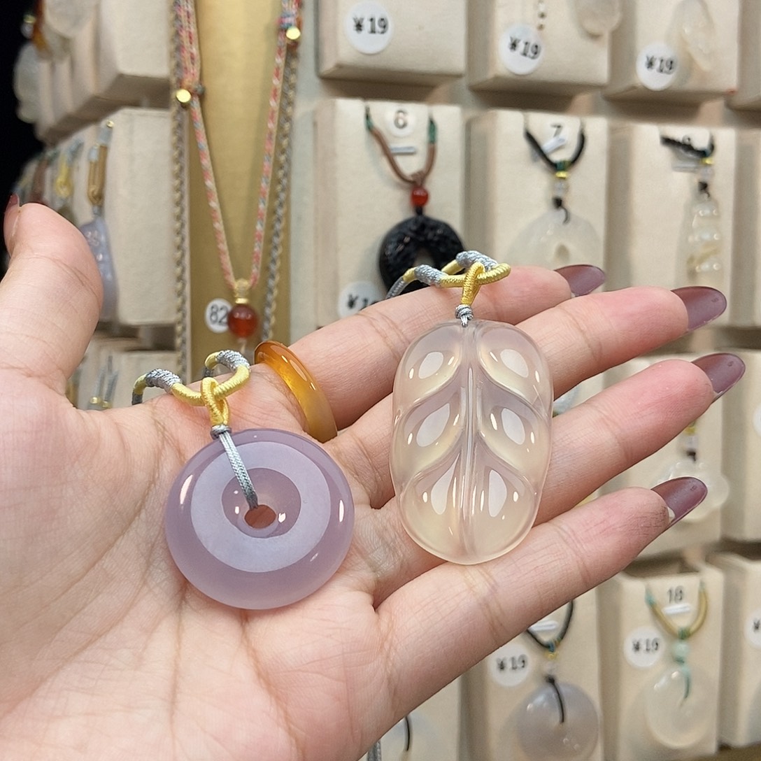 …***）玛瑙/玉髓未镶嵌颈饰