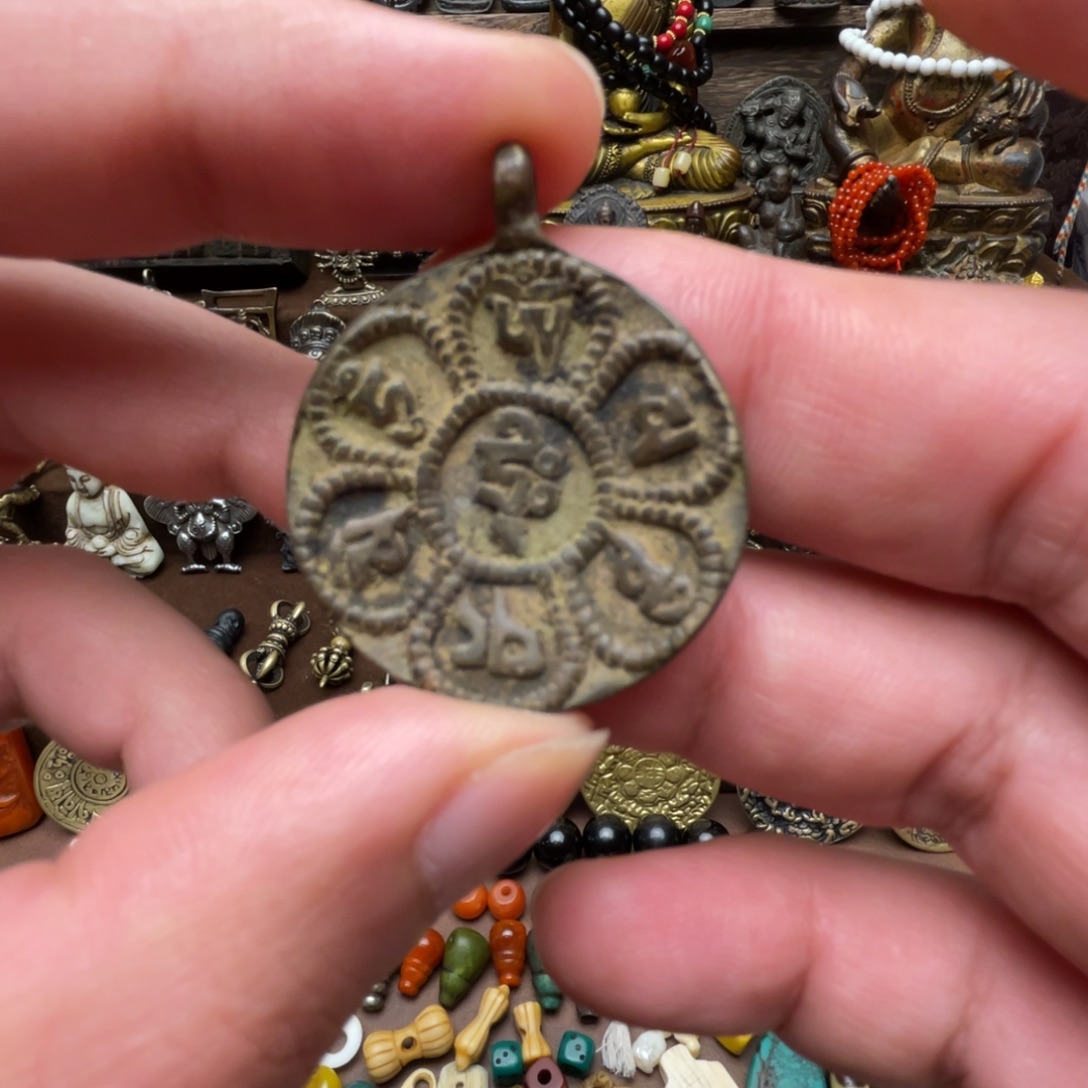 吊坠六字真言牌～配饰