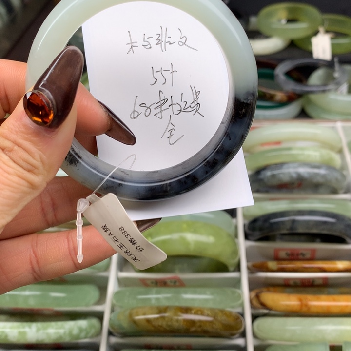 木***文蛇纹石玉未镶嵌手镯
