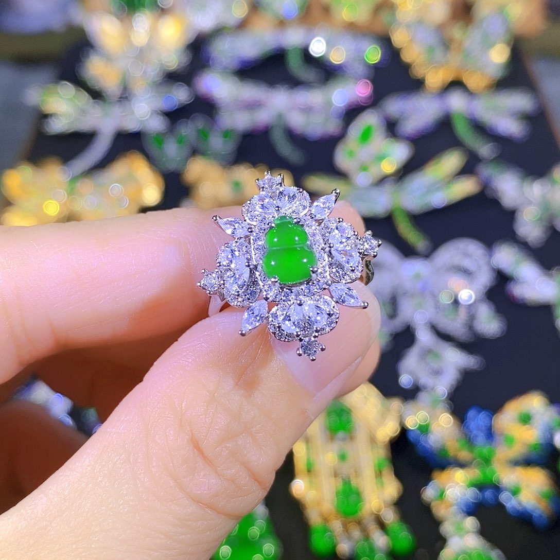 吊坠(不含链)银S925镶嵌翡翠