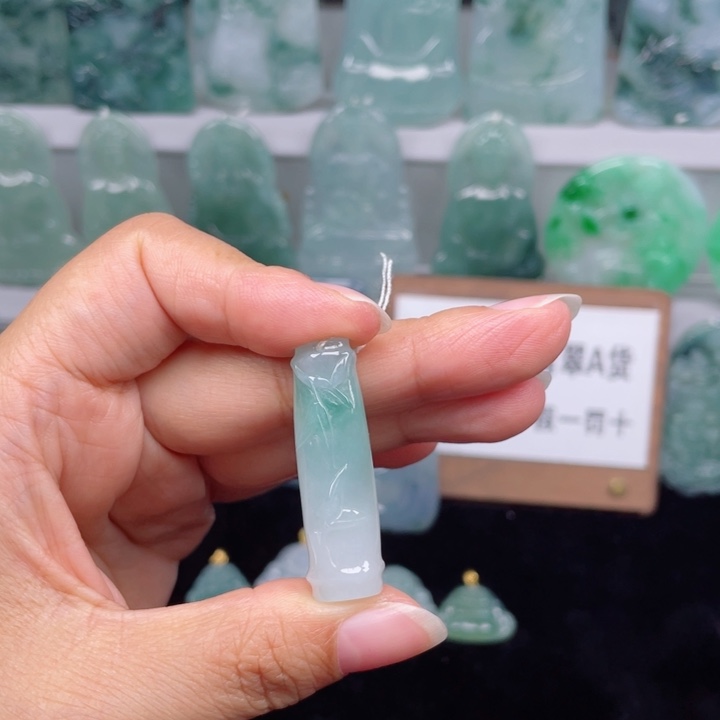 颈饰未镶嵌翡翠竹节