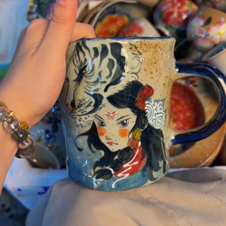 瓷片手工手绘细微不一样