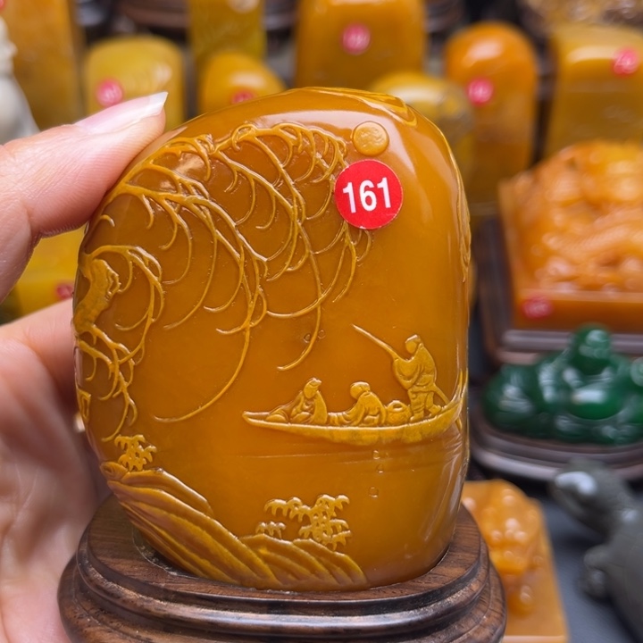寿山石印石绿****娃题材：工艺品