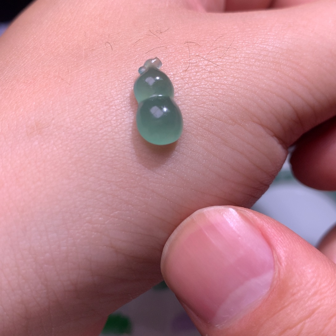 定制翡翠未镶嵌毛货