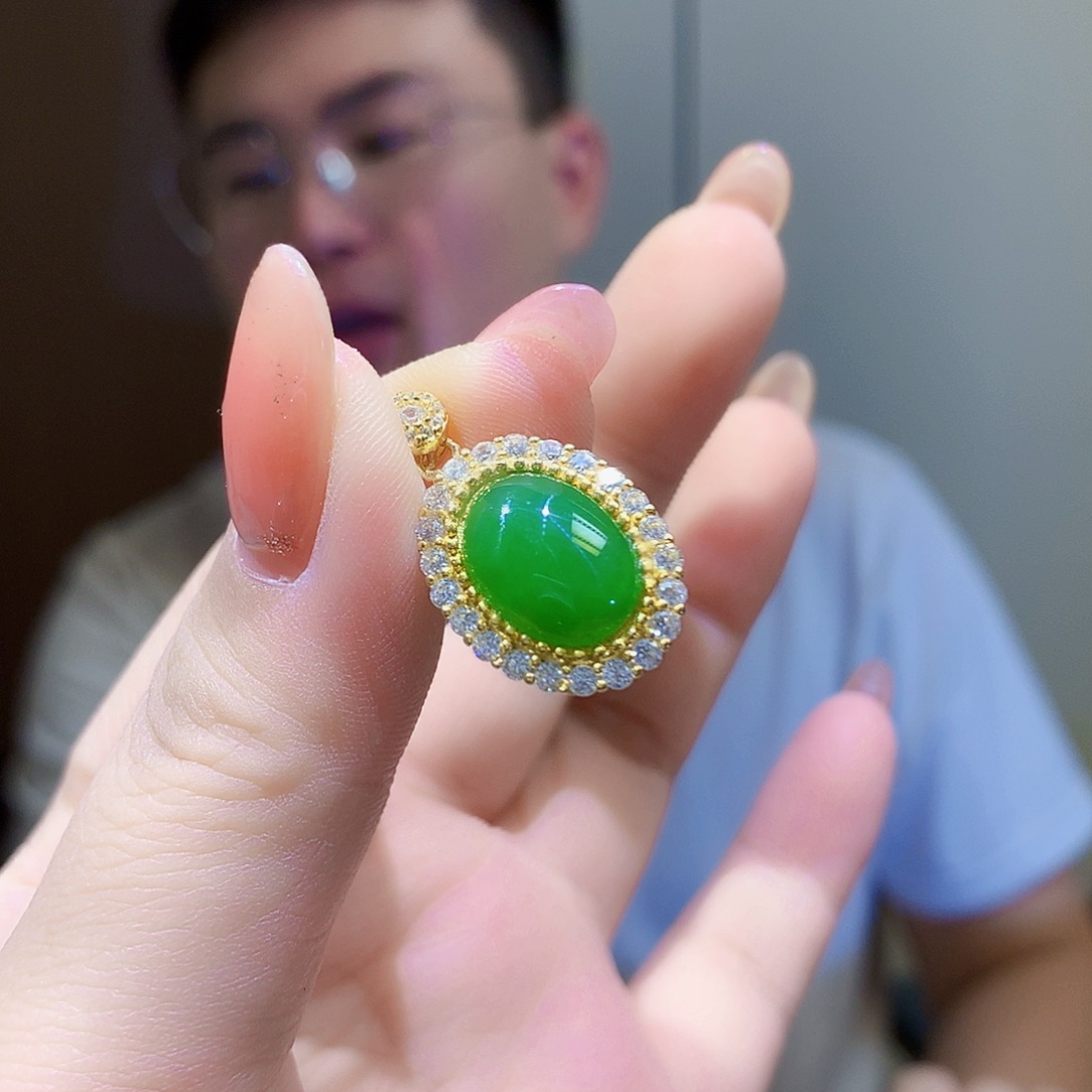 颈饰银S925镀金镶嵌和田玉（碧玉）