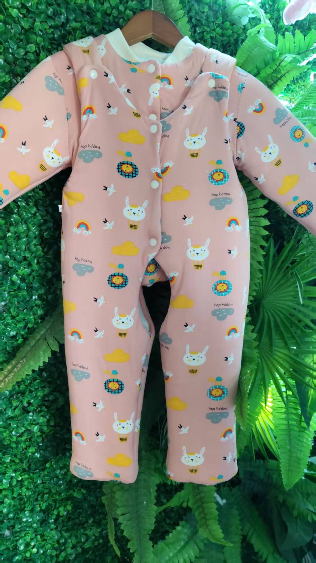 皮粉色小动物手工棉花衣牛奶丝上下背带套装