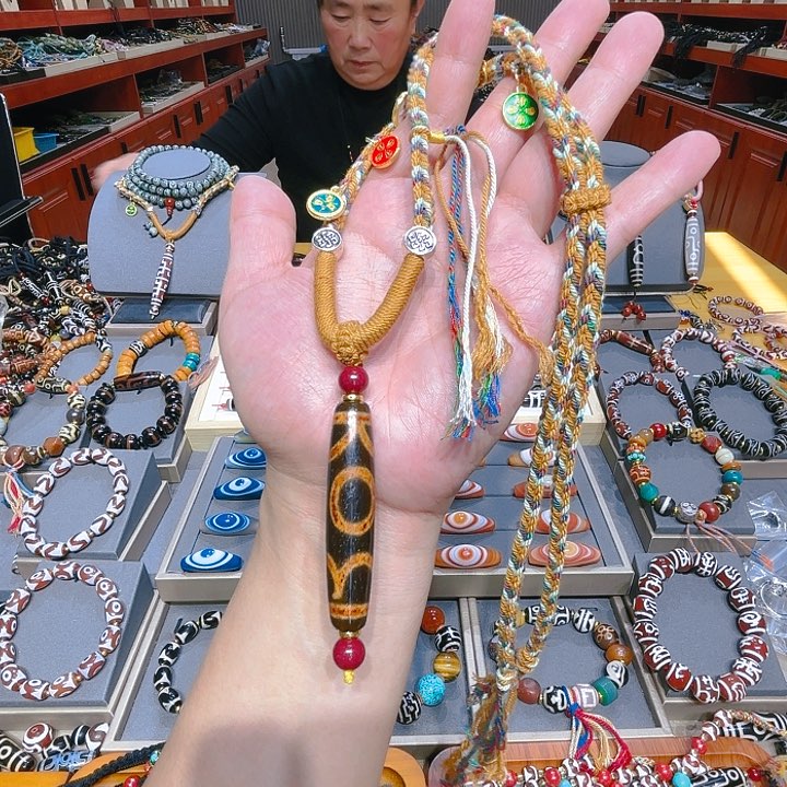 未镶嵌玛瑙/玉髓珠宝奇石