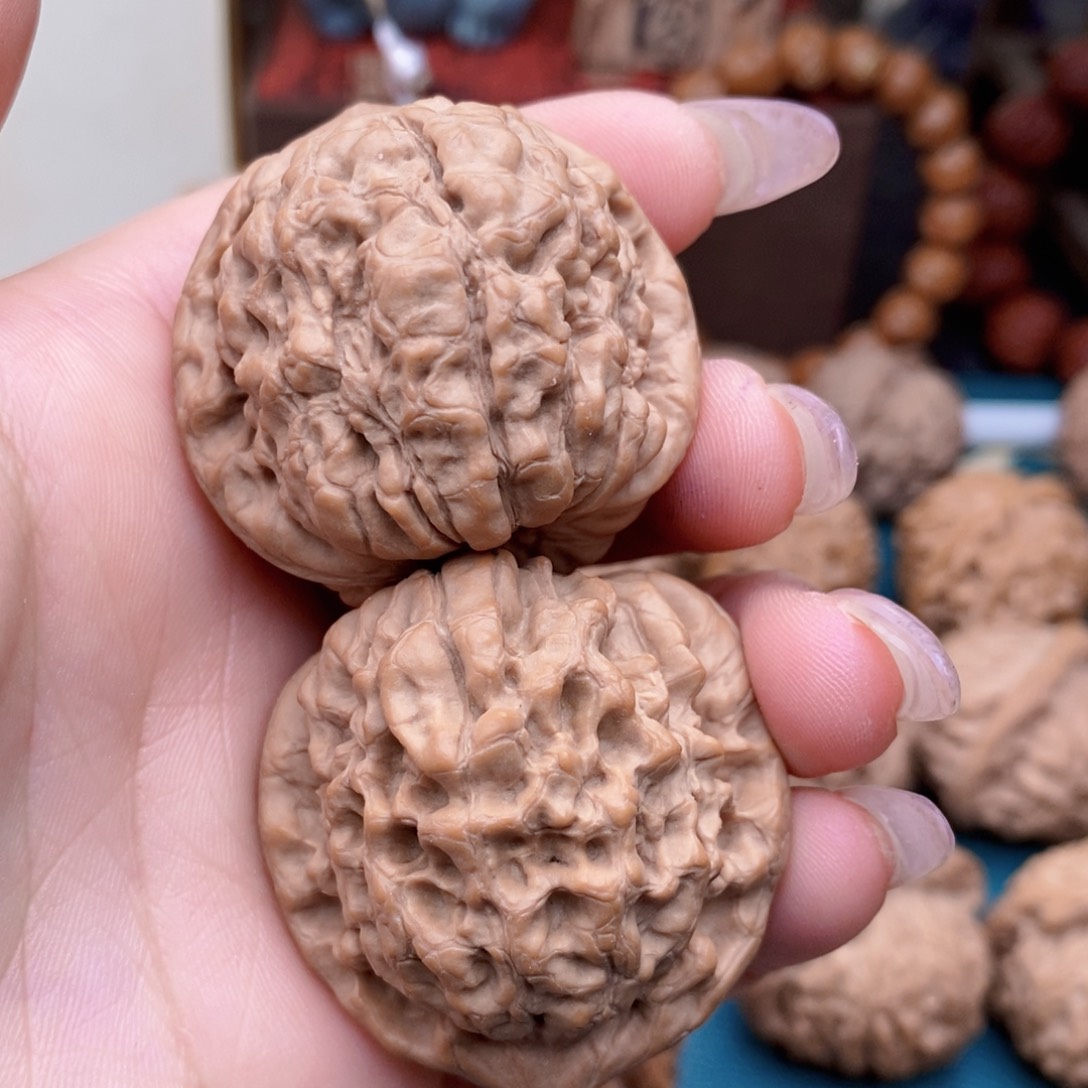 文玩核桃把件龙鼎