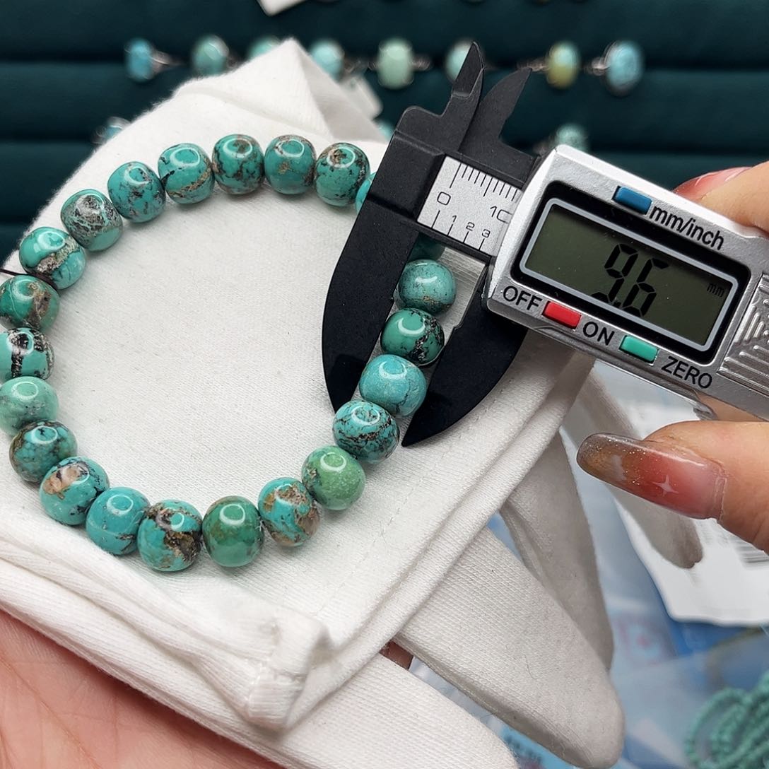 绿松石绿松石未镶嵌