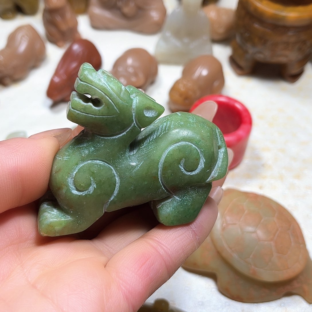 白玉菩提吊坠白玉菩提吊坠