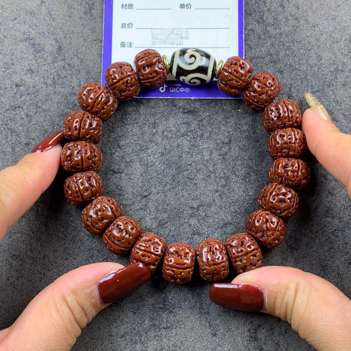 金刚菩提吊坠手串