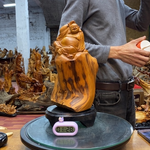 柏木（崖柏）校****技太行崖柏根雕