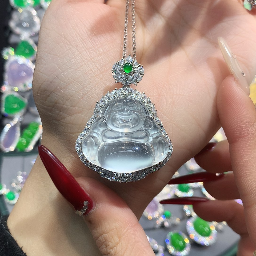 石英质玉颈饰银S925镀金镶嵌温*?