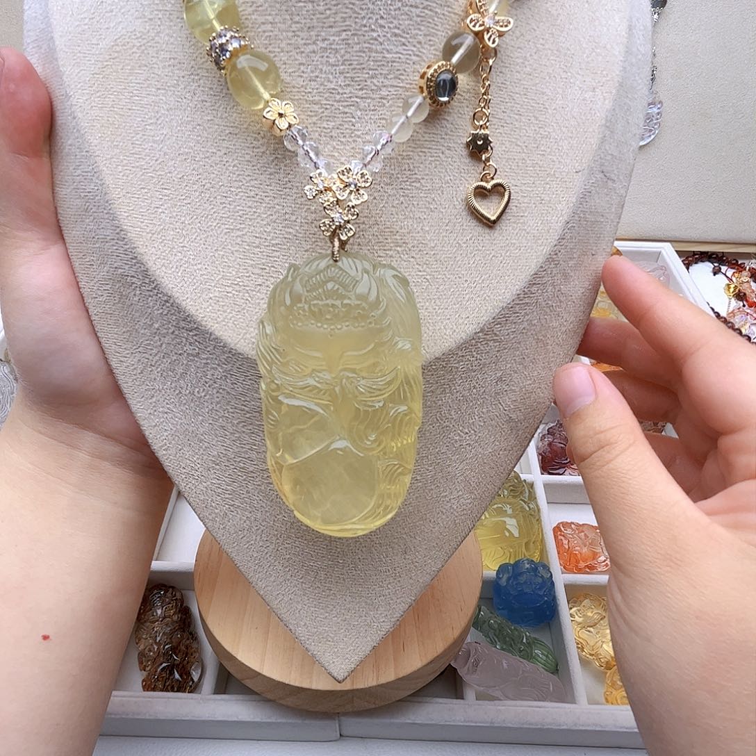 水晶吊坠(不含链)未镶嵌