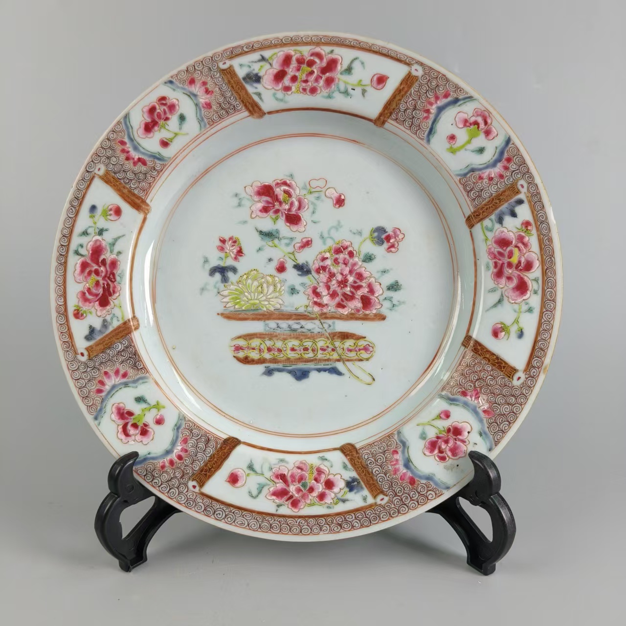 雍 粉彩花卉赏盘XC-0111口径22.5高度2.2