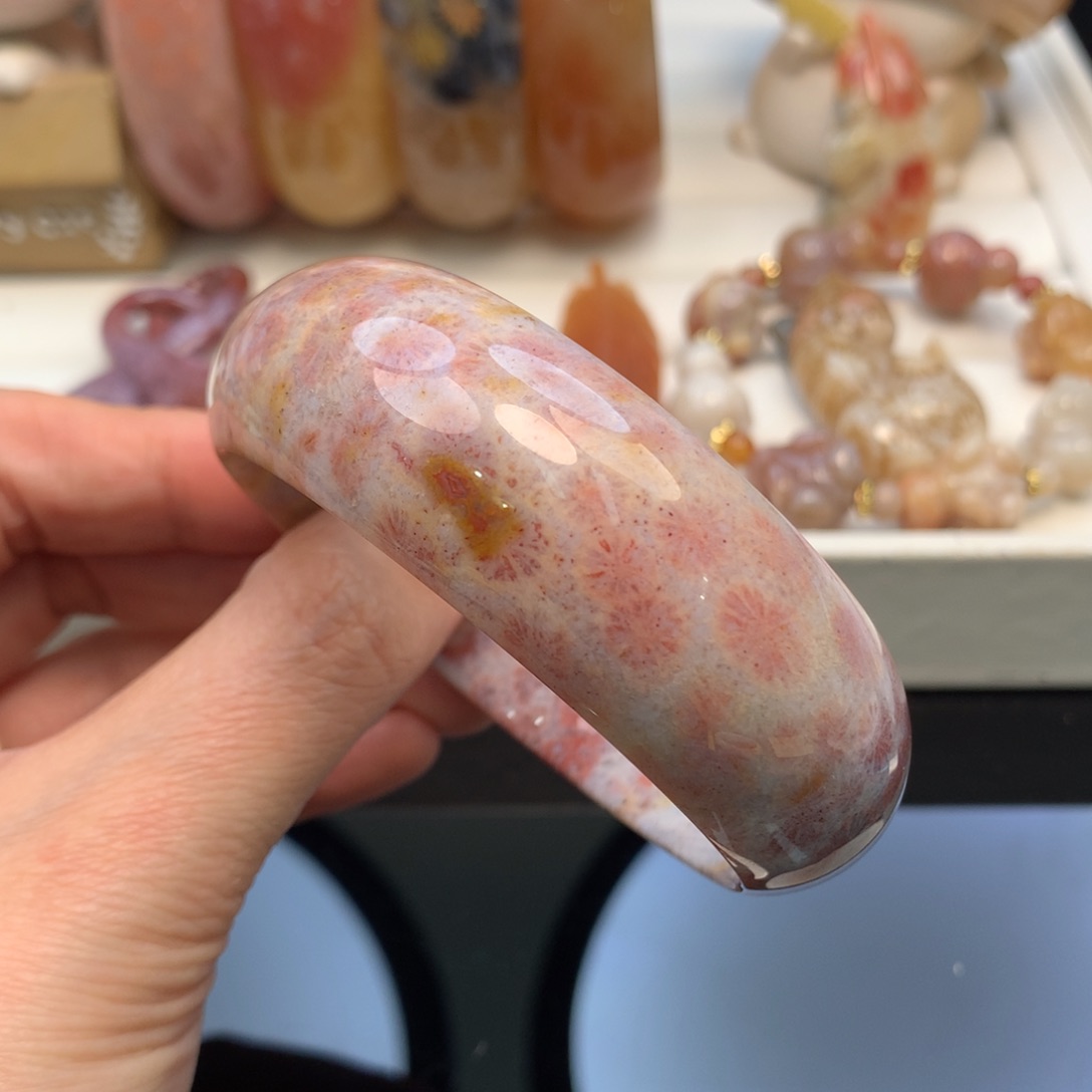 硅化珊瑚（珊瑚玉）手镯未镶嵌58.5口