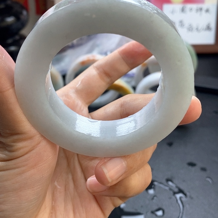 定制翡翠手镯未镶嵌