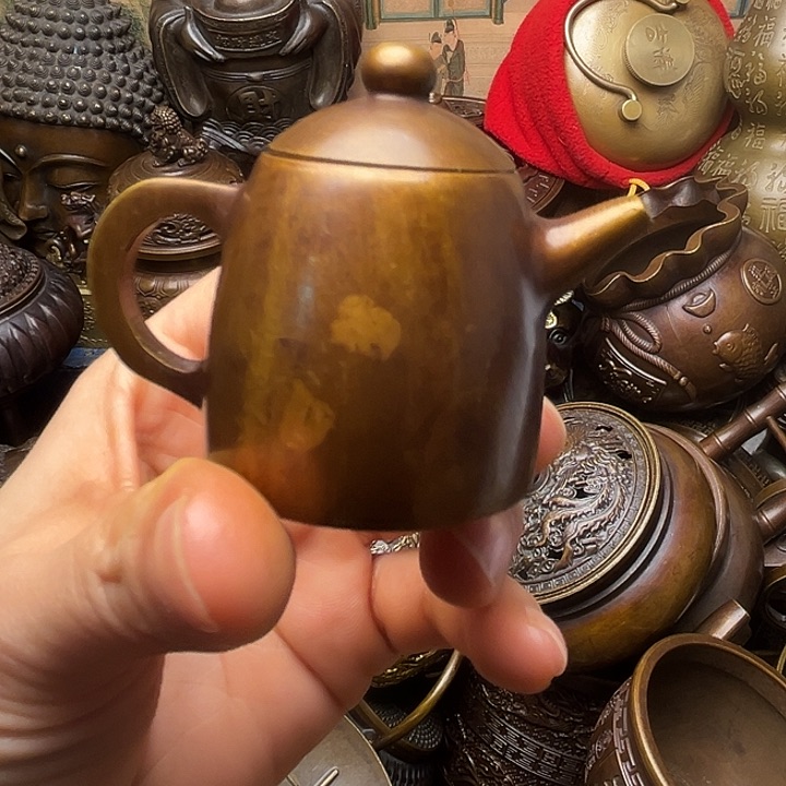 铜器摆件老王直播间