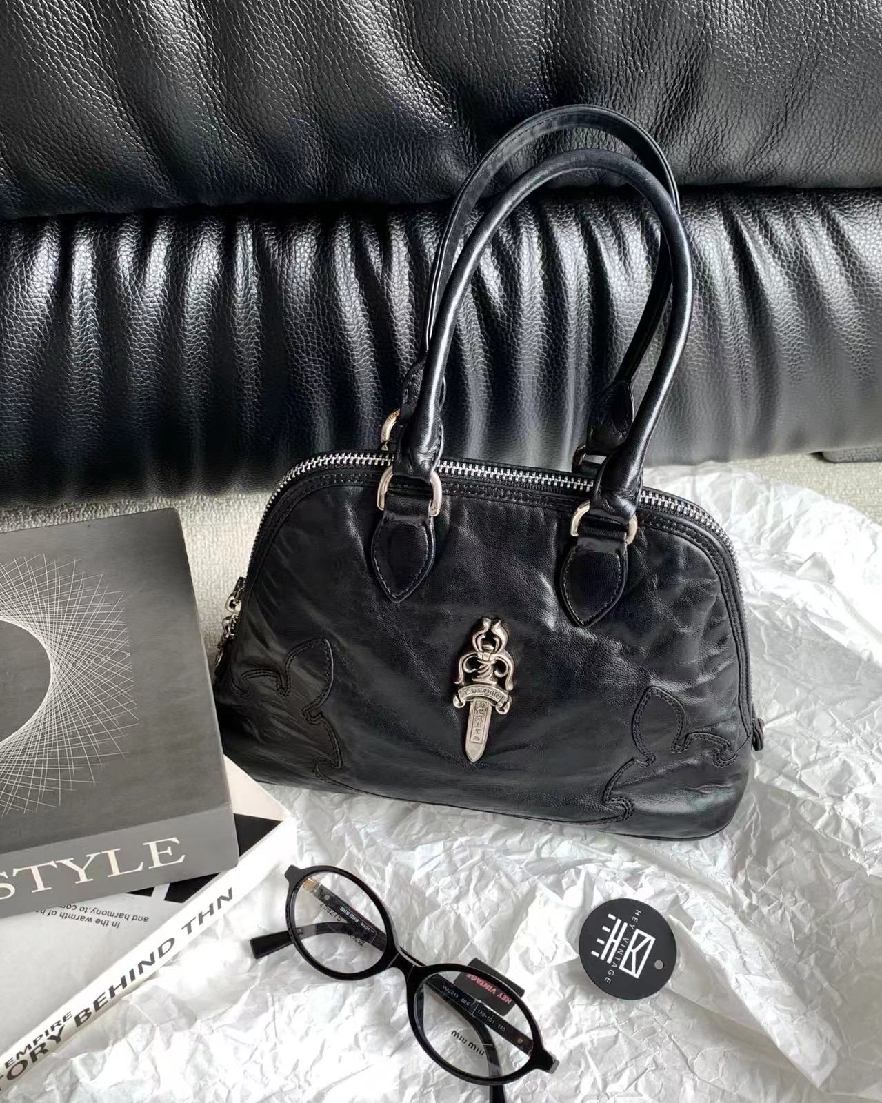 99新 Chrome Hearts/克罗心 克罗心黑银十字架贝壳包 16033489