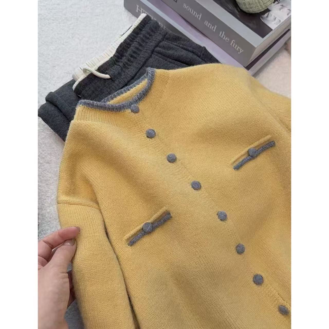 丽姐家~秋香黄时尚休闲百搭女士加厚长袖开衫上衣