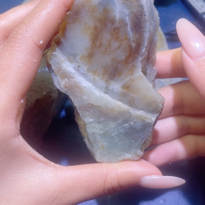 和田玉未镶嵌珠宝半成品