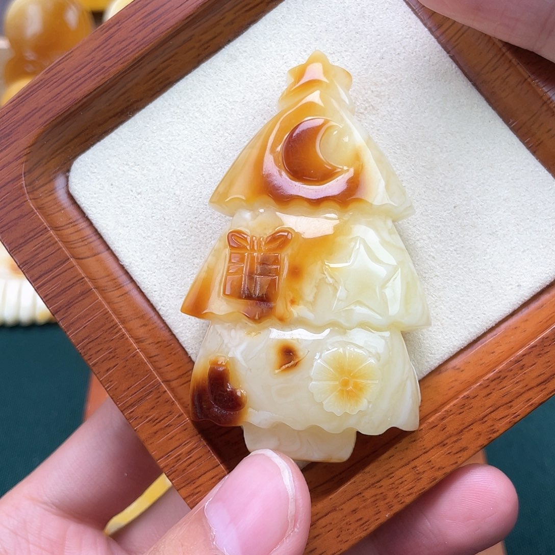 琥珀裸石未镶嵌蜜蜡