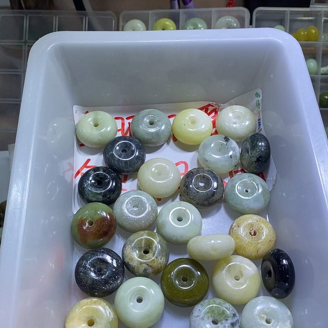 合金蛇纹石玉颈饰353