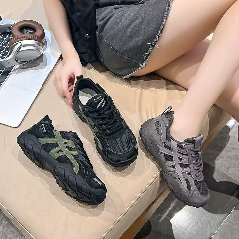 四季款透气潮鞋秋季休闲风运动鞋女鞋时尚休闲鞋老爹鞋女鞋