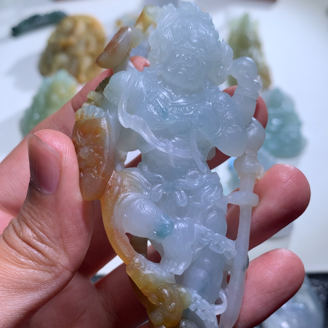 定制翡翠未镶嵌挂件