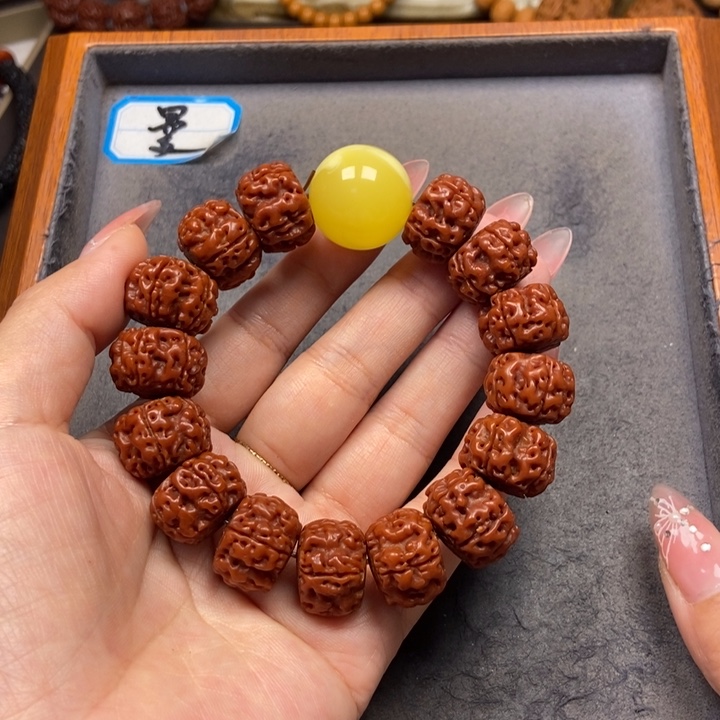 金刚菩提吊坠菩提