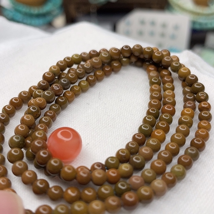 南红玛瑙未镶嵌珠宝奇石