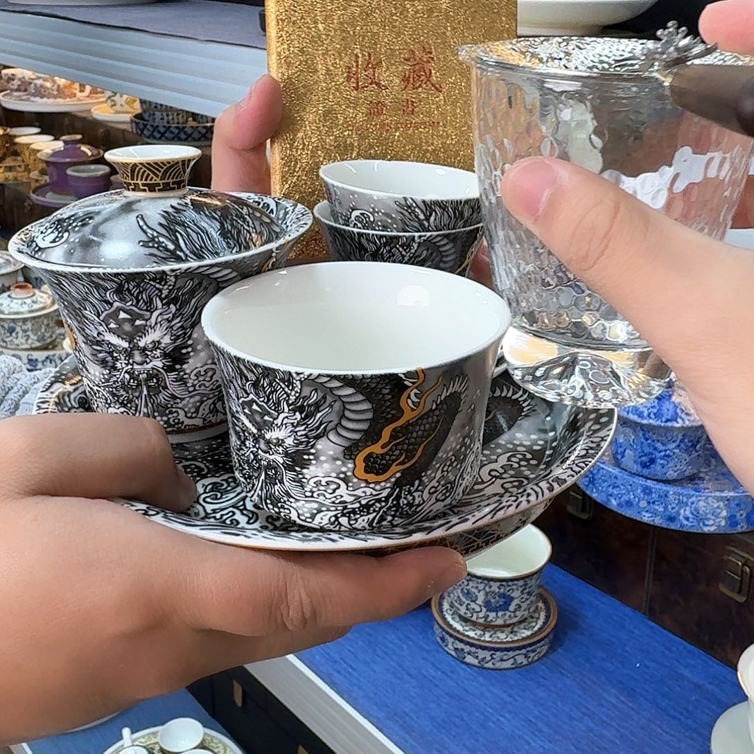 我们的目标是成为一个优秀的人