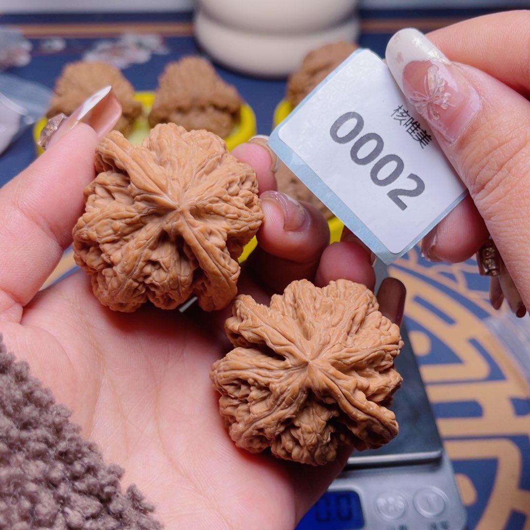 文玩核桃把件粗筋47～0002