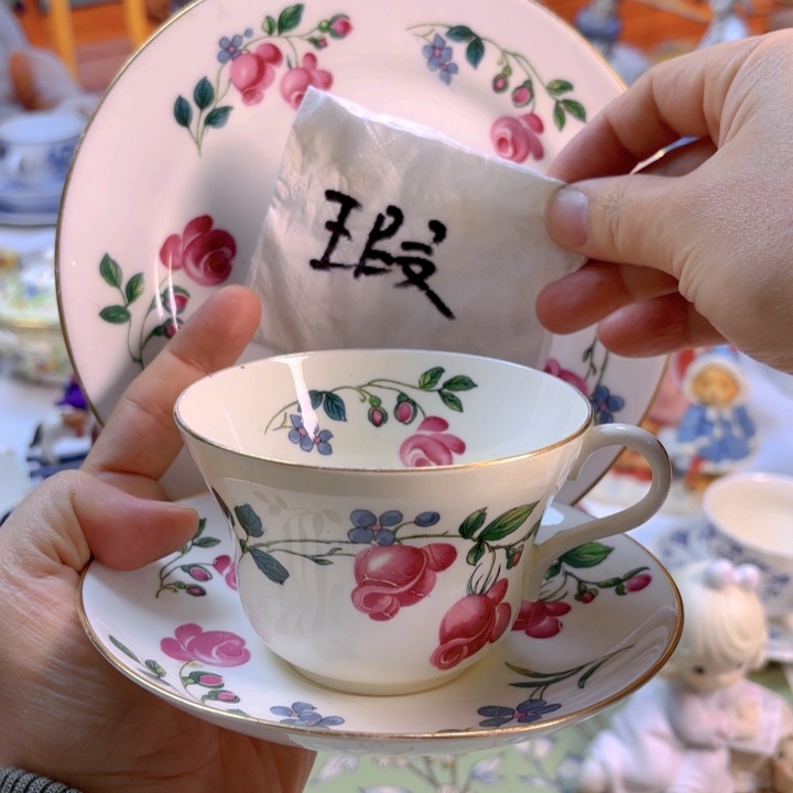 摆件欧洲中古瓷器好看冲鸭！