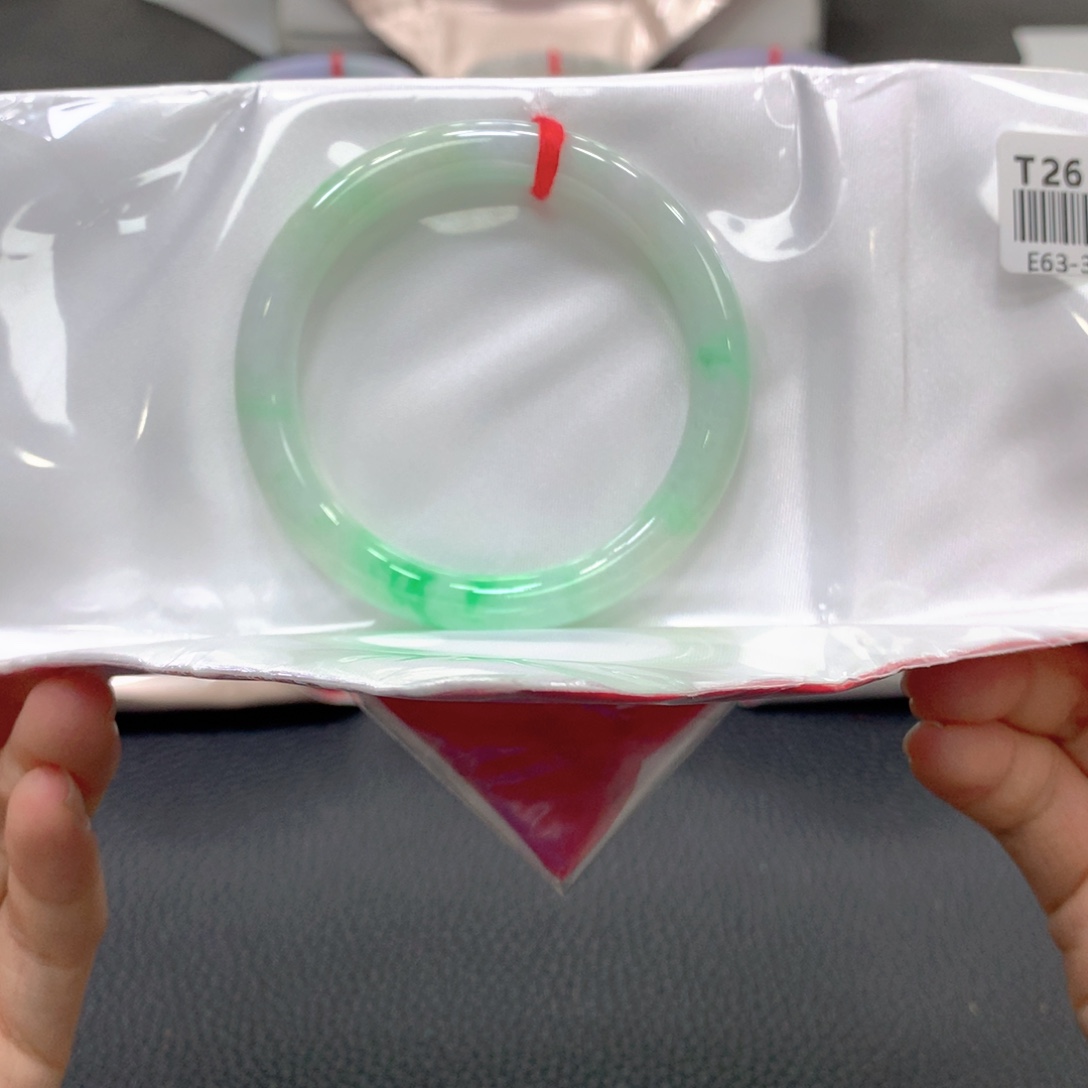 翡翠未镶嵌手镯14