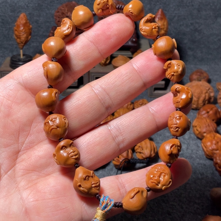 ****飞手串/手链橄榄核手工制作工艺精湛工艺