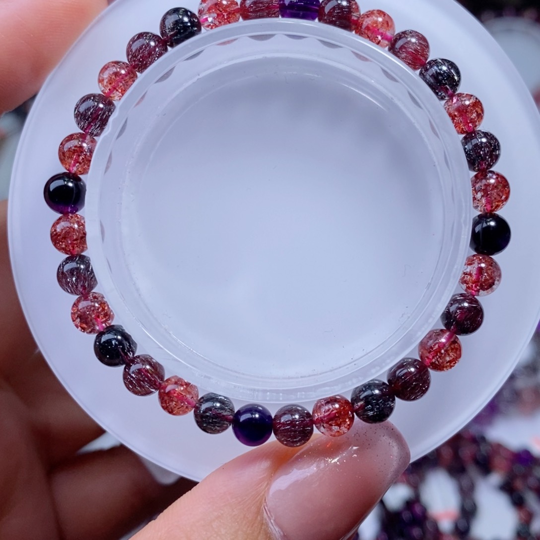 水晶手链未镶嵌陈****律黑加仑